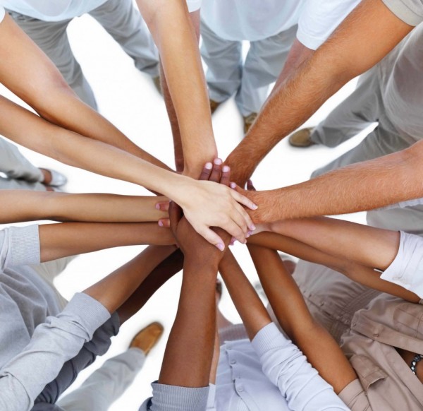 istock-hand-in-circle-picture-1024x993