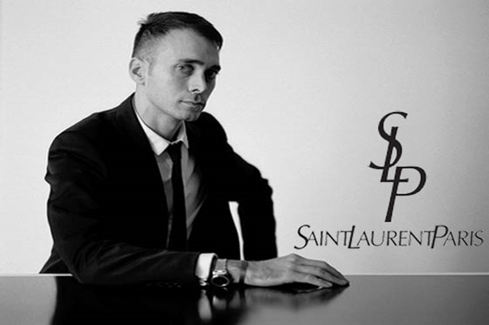 Hedi Slimane e la nuova firma "Saint Laurent Paris"