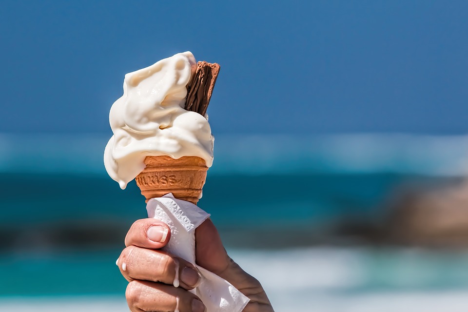Arriva l’estate: gelato artigianale o confezionato?